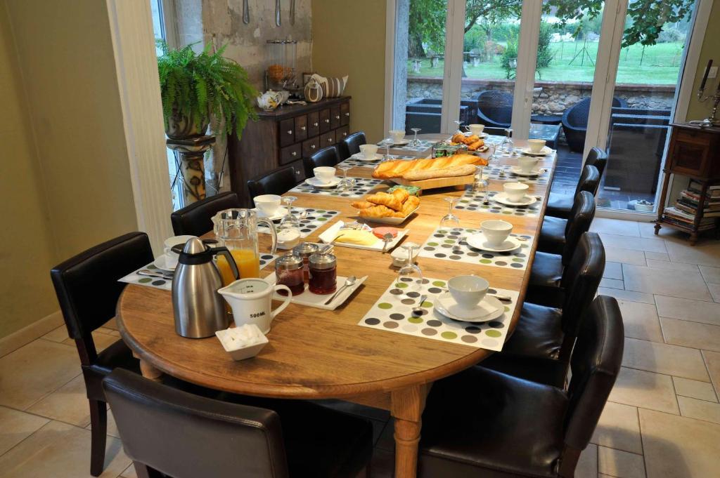 Chambres Et Tables D'Hotes Le Voriou Couddes ภายนอก รูปภาพ