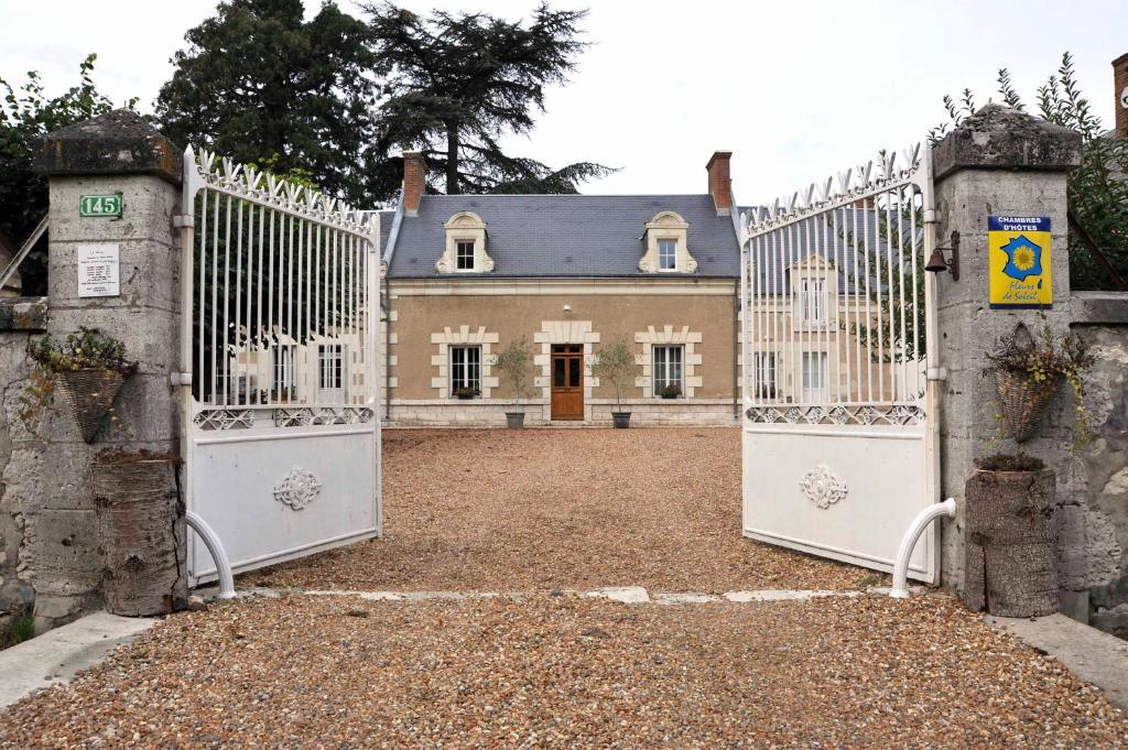 Chambres Et Tables D'Hotes Le Voriou Couddes ภายนอก รูปภาพ